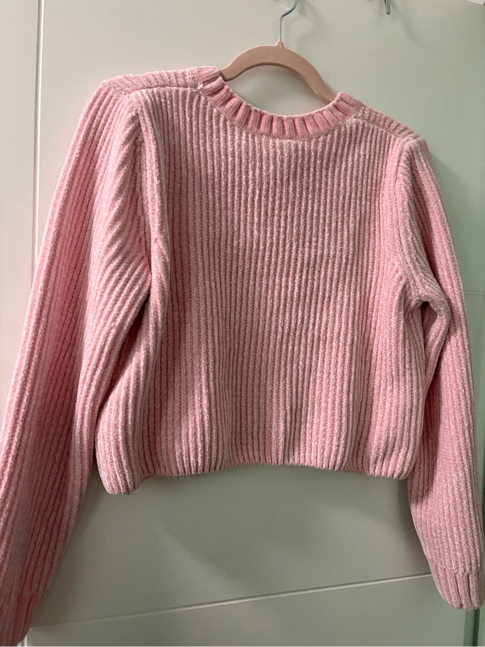(2 FOR $25) ⭐️ H&M Pink Ribbed Crewneck Sweater - Picture 2 of 3